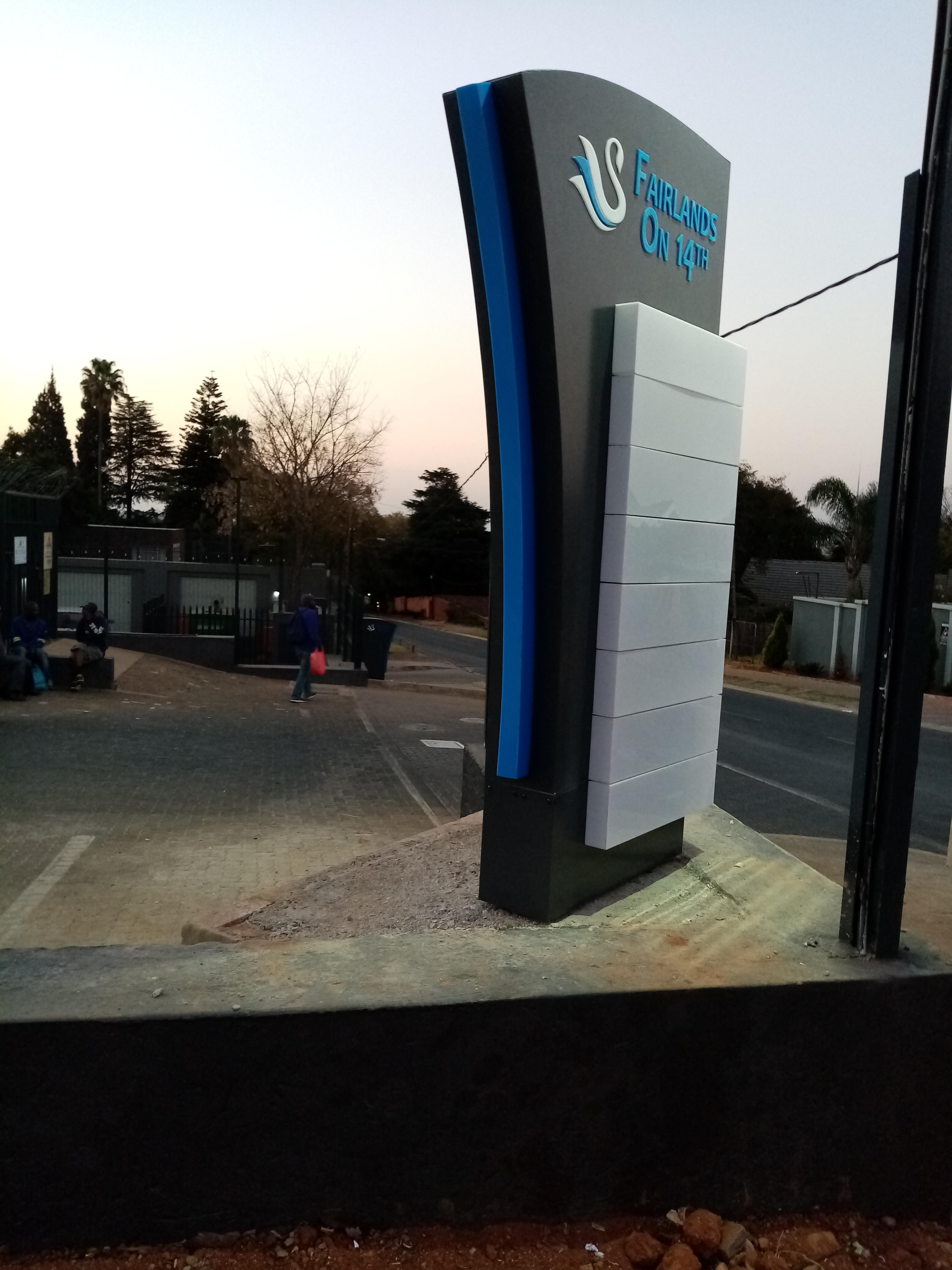 Pylon Signage for Fairlands